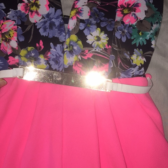 💋PINK ROMPER 💋 - Picture 4 of 6